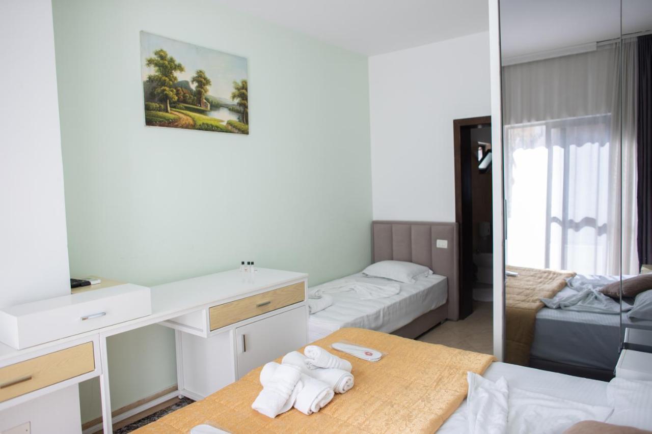 Vila Sanremo Tirana Eksteriør billede