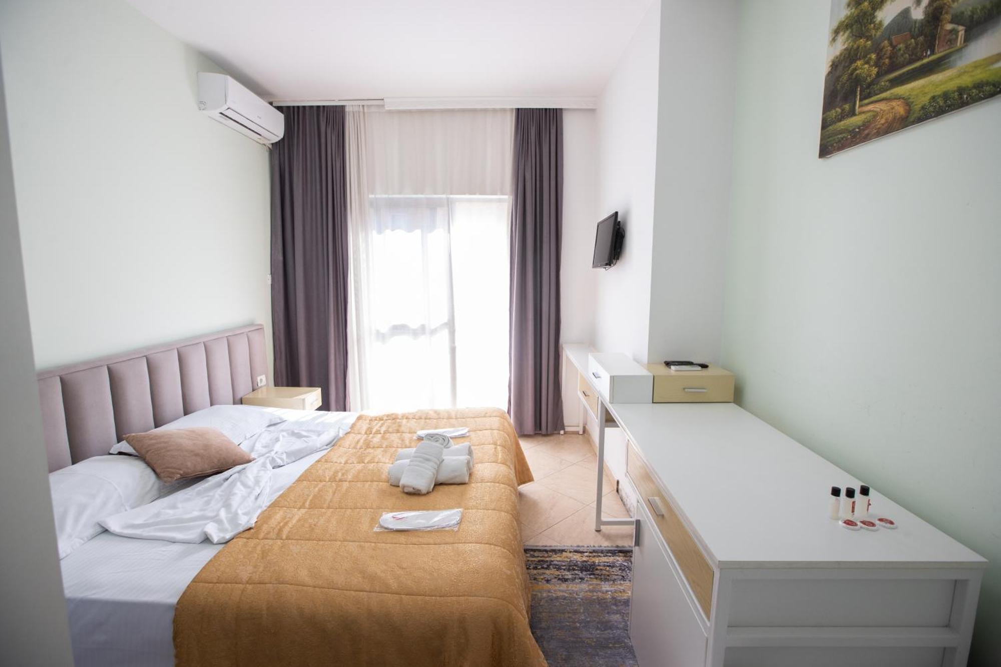 Vila Sanremo Tirana Eksteriør billede